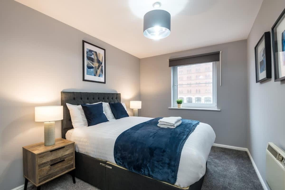 Fabulous Quayside Apartment With Free Parking Liverpool Exterior photo
